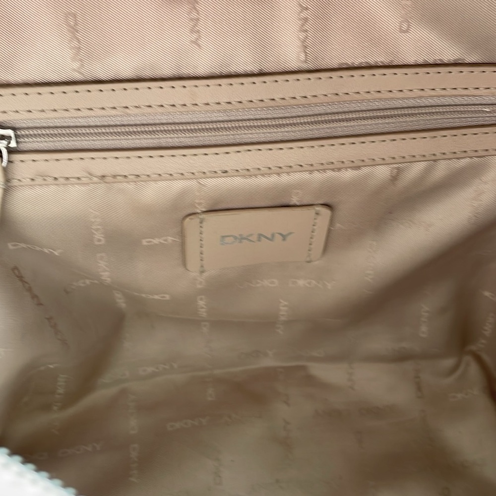 🌺DKNY dusty pink bag🌸 - Picture 11 of 17